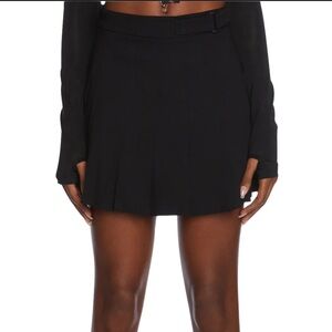 NWOT Poster Girl Black Pleated Mini Skirt